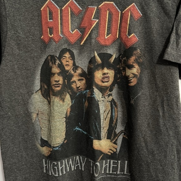 AC/DC T-Shirt size Medium, good condition - Picture 3 of 4